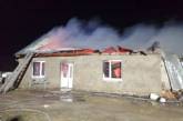 На Николаевщине горел жилой дом: пожар более двух часов тушили три пожарных расчета