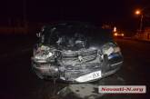 В Николаеве пьяный водитель на Chrysler протаранил учебный Opel и уснул в своем авто