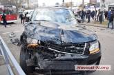 Водителю Range Rover, перевернувшего маршрутку в Николаеве, сообщили о подозрении