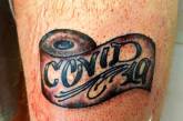 В сети показали татуировки, посвященные COVID-19