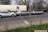 В Николаеве перед светофором столкнулись три автомобиля