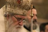 В Греции задержали митрополита, который вел службу в церкви против распространения Covid-19