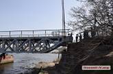 В Николаеве завершен первый этап ремонта понтонного моста 