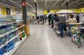 «Коронавирусная» паника взвинтила цены на еду. Что будет со стоимостью продуктов дальше