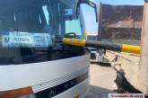 На территории АТП «КамАЗ» разбил в автобусе стекло на 1000 евро