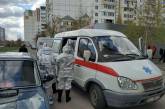 Вспышка COVID-19 в общежитии под Киевом: 37 больных, двое умерли