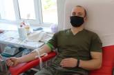 Николаевские Нацгвардейцы сдали кровь для детей, больных раком