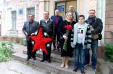 В Николаеве воины-интернационалисты возложили традиционный авторский венок к мемориалу героев-ольшанцев