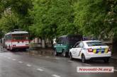 В Николаеве столкнулись троллейбус и Ford Transit