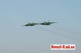 Николаевские авиаторы получили два модернизированных самолета Су-25