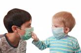 Медицинские маски могут быть смертельно опасны для детей