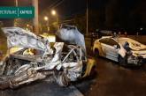Два человека погибли в ДТП с участием полицейского авто в Харькове