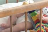 На Херсонщине 7-месячного младенца с синяками и переломом руки забрали из семьи