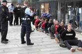 В Дании полиция избила фанатов из-за дистанции. ВИДЕО