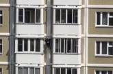 В Москве полиция задержала человека-паука, который спустился на землю по стене высотки. Видео