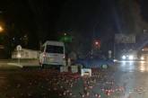 Ночью в Николаеве столкнулись маршрутка и «Москвич» — перекресток засыпало помидорами 