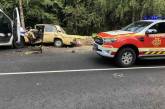 В Черкасской области столкнулись три автомобиля: 1 погибший, 4 пострадавших