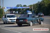 «Притертые» большегрузы и разбитые легковушки: все аварии четверга в Николаеве