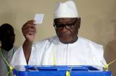 Армия Мали со стрельбой поддержала бунт оппозиции против президента страны