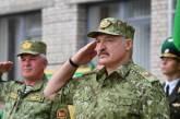 Президент Беларуси привел войска в боевую готовность