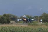 Су-27 во время учений в Ровенской области снес дорожный знак