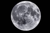 Ученые: Луна покрывается ржавчиной