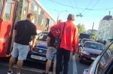 В центре Николаева столкнулись «легковушка» и троллейбус