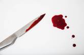 В Каменском мужчина трижды ударил ножом 12-летнюю девочку в ее День рождения