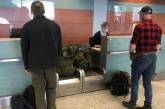 Двух американских неонацистов, которые ехали к «азовцам», депортировали из Украины