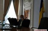 Сессия Николаевского горсовета началась - в зале минимальное количество депутатов