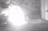 В Николаеве активист показал видеозапись с моментом поджога его авто