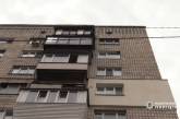 Из окна киевской многоэтажки выпали мать и 6-летняя дочь: обе погибли