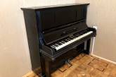 Жители Николаева подарили городу старинное немецкое пианино