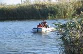 В Николаевской области двоих людей на лодке занесло далеко от берега - вызывали спасателей