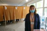 В Николаеве у избирателей возникают трудности с тем, чтобы разобраться с бюллетенями 