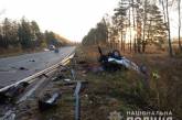 В Сумской области Audi врезался в отбойник - 4 человека погибли