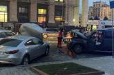 В центре Киева Land Rover въехал в толпу пешеходов - 2 человека скончались. ВИДЕО