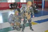 Военнослужащие 79-й отдельной аэромобильной бригады сдают зачетную сессию по воздушно-десантной подготовке