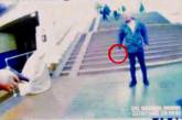 В киевском метро мужчина напал на патрульного за замечание об отсутствии маски