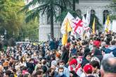 В Тбилиси оппозиция устроила митинг и требует новых парламентских выборов