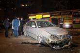 В Одессе авто влетело в остановку с людьми - четверо пострадавших