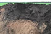 Раскопки «черных» археологов на царском скифском кургане в Николаевской области продолжаются