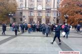 В Николаеве предприниматели снова митингуют против карантина выходного дня
