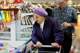 В Украине для пожилых людей вводят приоритетные часы в магазинах