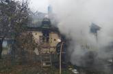 Николаевские пожарные спасли из горящего дома 10-летнего мальчика