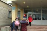 В Николаевской области закрывают школу: родители готовятся блокировать поезда