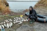 Под Николаевом рыбоохранный патруль задержал браконьера с 17,5 кг рыбы