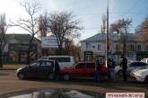 На пр. Богоявленском большая пробка: столкнулись два учебных автомобиля