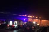 В Николаеве на Каботажном спуске масштабный пожар — горит «Нибулон»