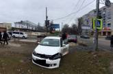 В Днепропетровской области Volkswagen вылетел на тротуар: погибла 2-летняя девочка